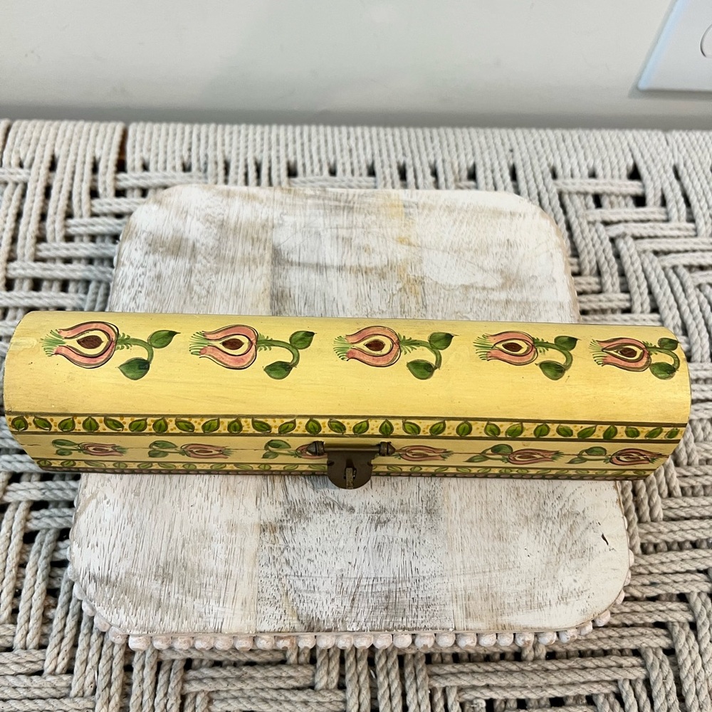 VTG Foreside Hand-Painted Floral Wooden Box